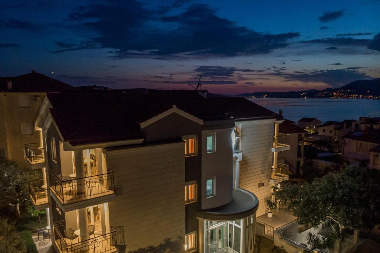 Island Resort Mihaela - Happy Rentals โตรกีร์ ภายนอก รูปภาพ